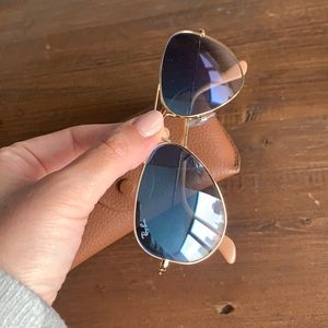 Blue tint rayban aviators with gold rim